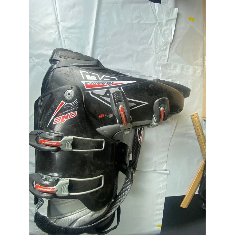 Tecnica ONE Ski Boots Mens‎ Size 26.5 Black Sport Snow Gear
